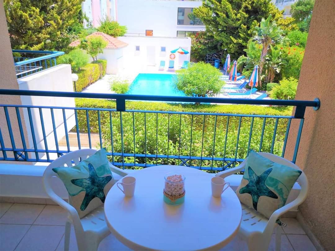 Pafia Modern Apartment Пафос Екстериор снимка