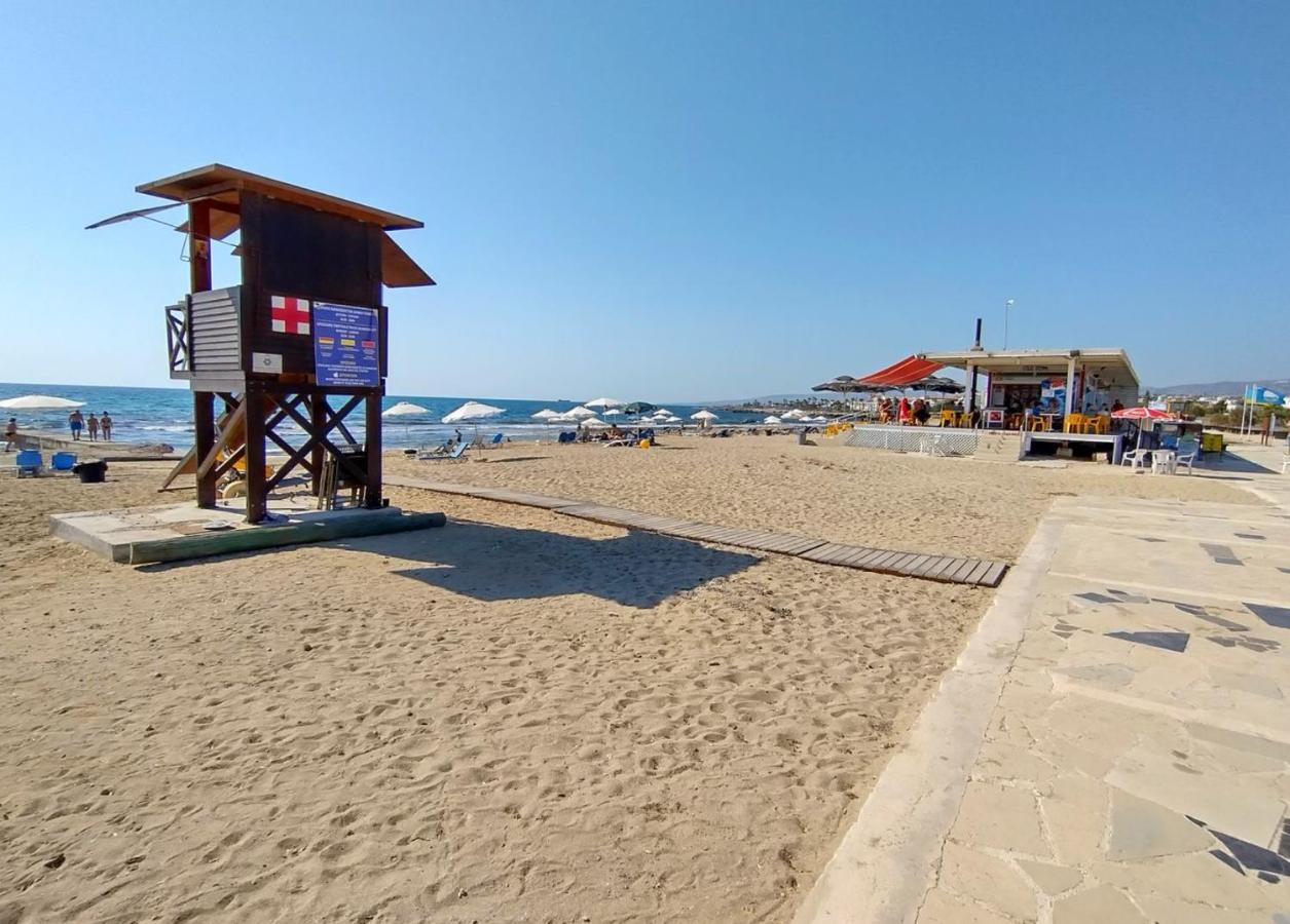 Pafia Modern Apartment Пафос Екстериор снимка